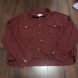 Cropped AE Buttoned Flannel